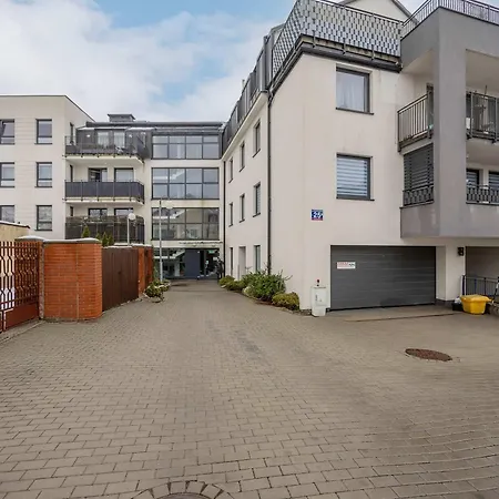 Apartment Jasny Z Tarasem I Parkingiem By Renters *