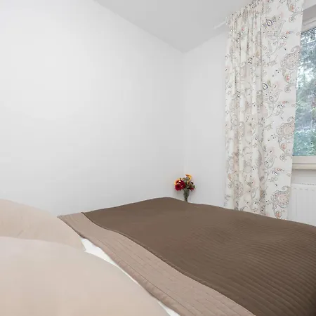 Apartment Jasny Z Tarasem I Parkingiem By Renters Piaseczno (Masovia)