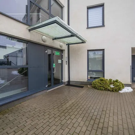 Apartment Jasny Z Tarasem I Parkingiem By Renters