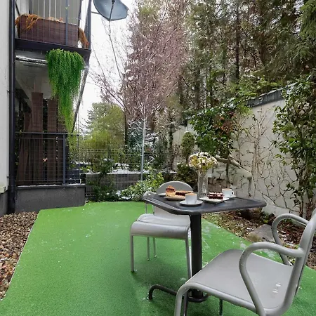 아파트 Jasny Z Tarasem I Parkingiem By Renters *