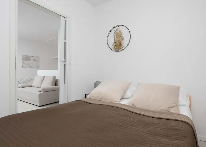 Jasny Z Tarasem I Parkingiem By Renters * Piaseczno (Masovia)