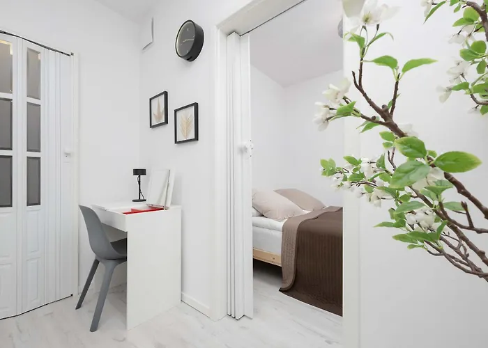 Appartamento Jasny Z Tarasem I Parkingiem By Renters