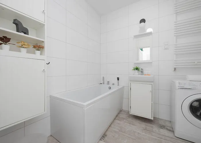 Appartamento Jasny Z Tarasem I Parkingiem By Renters *