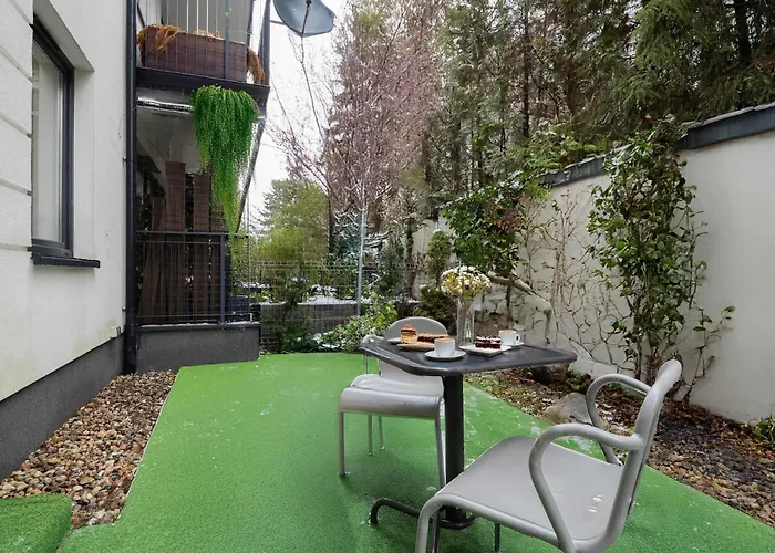 Appartamento Jasny Z Tarasem I Parkingiem By Renters *